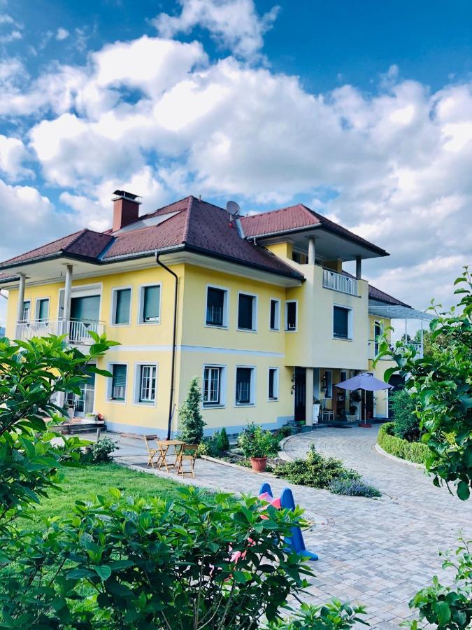 Ferienwohnung am Bauernhof Straßonig vulgo Hornis Moosburg Exterior foto